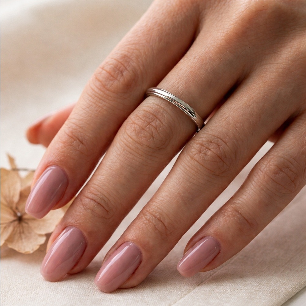Vintage Silver Band Ring Neutral Minimalist Eternity Infinity Classic Luxury